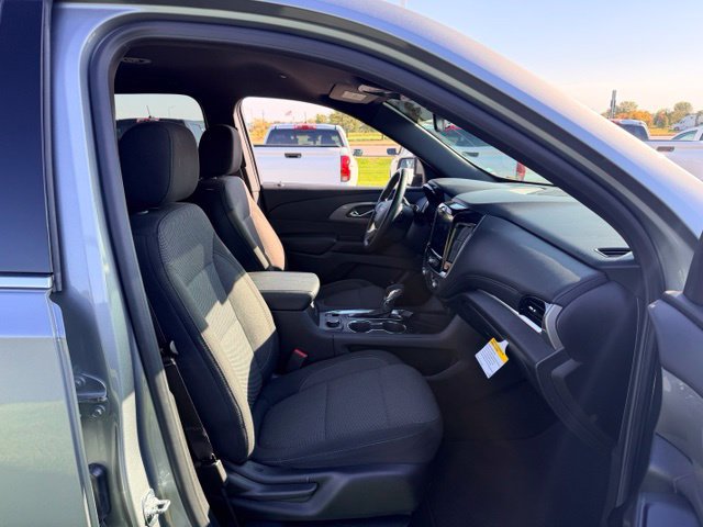 Used 2024 Chevrolet Traverse LT AWD/4WD image 11