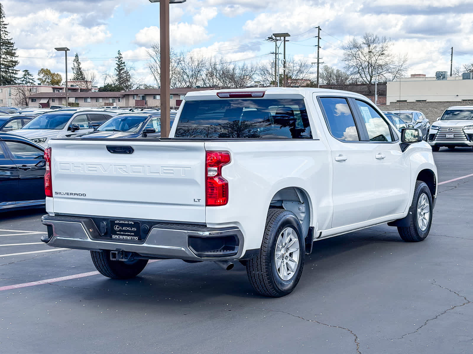 Used 2025 Chevrolet Silverado 1500 LT image 4