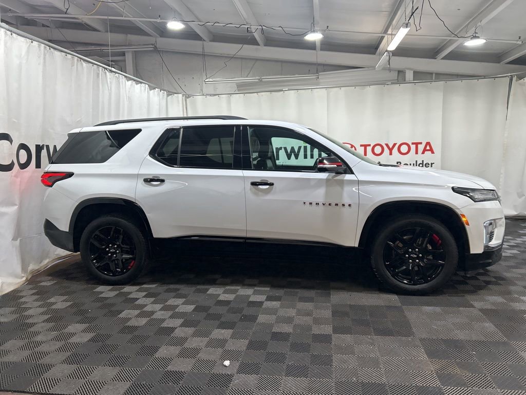 Used 2022 Chevrolet Traverse Premier w/ Redline Edition AWD/4WD image 10