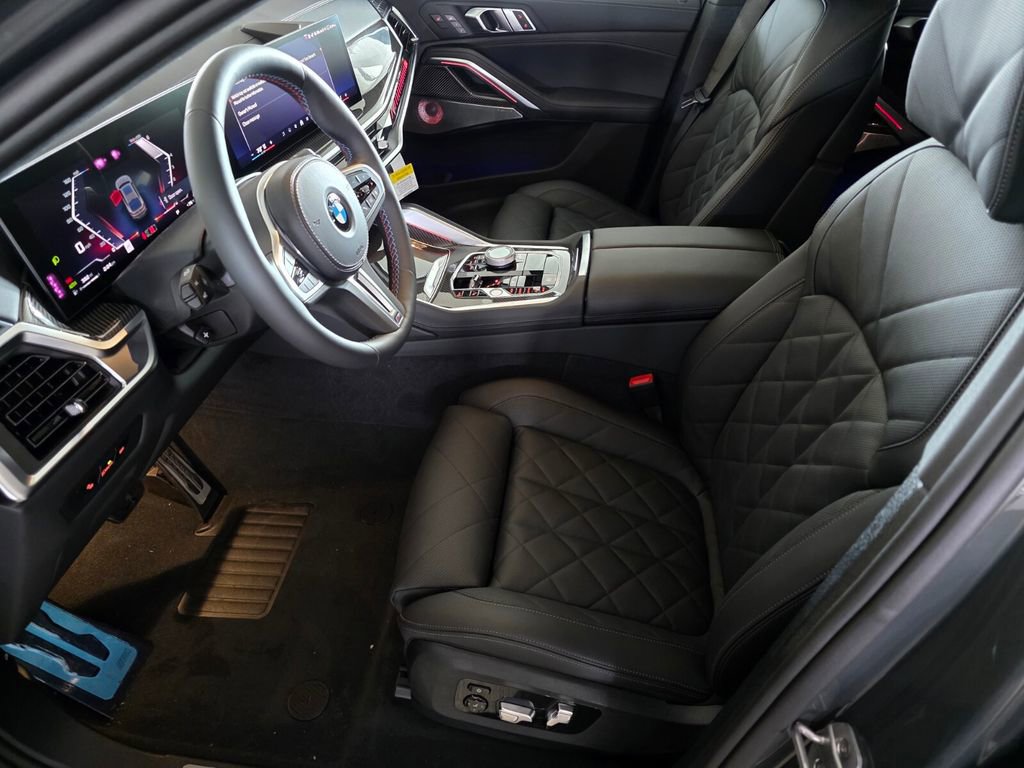 New 2026 BMW X6 M60i image 7