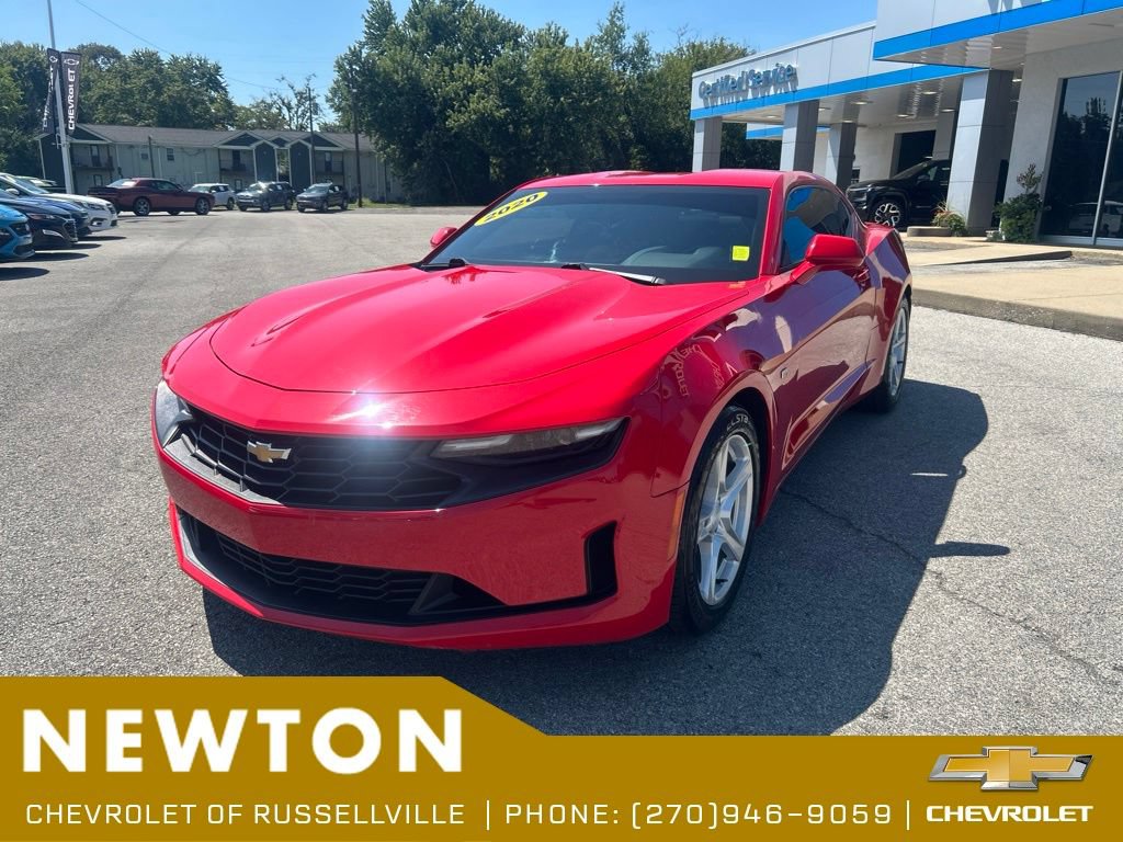 Used 2020 Chevrolet Camaro LT RWD image 3