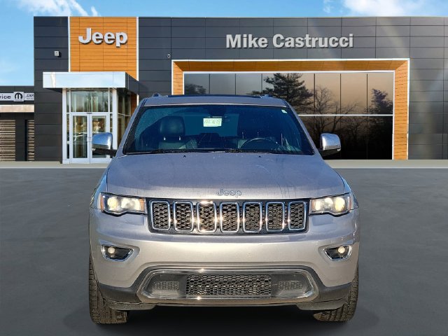 Used 2017 Jeep Grand Cherokee Limited AWD/4WD image 2