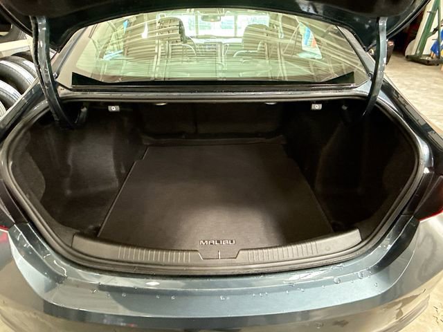 Used 2019 Chevrolet Malibu Premier w/ Sun and Wheel Package image 28