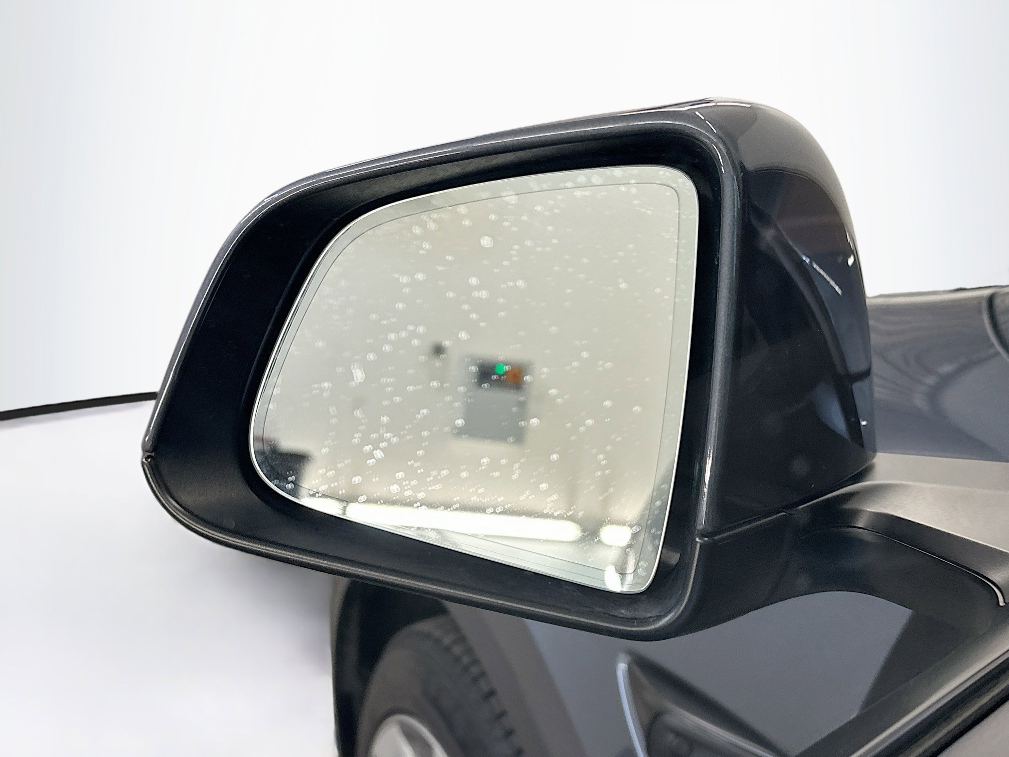 Used 2022 Tesla Model Y Long Range image 16