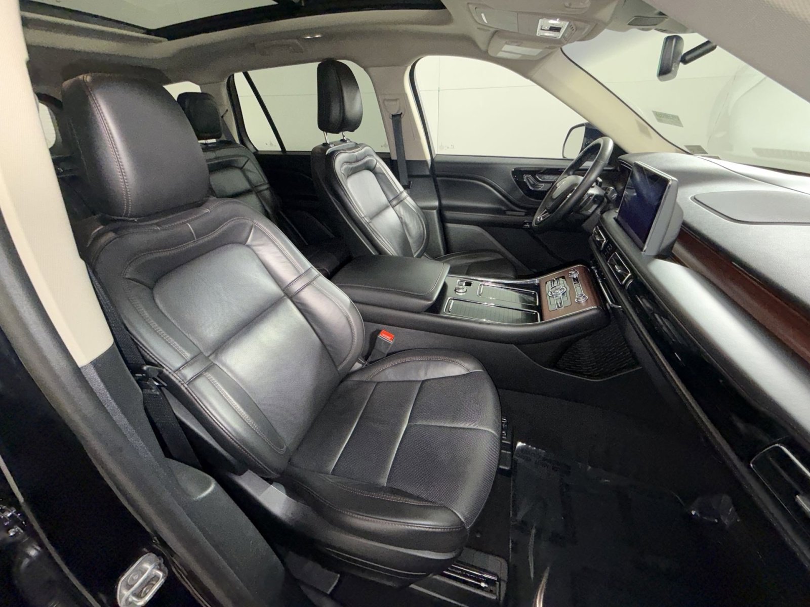 Used 2024 Lincoln Aviator Reserve w/ Jet Package image 28