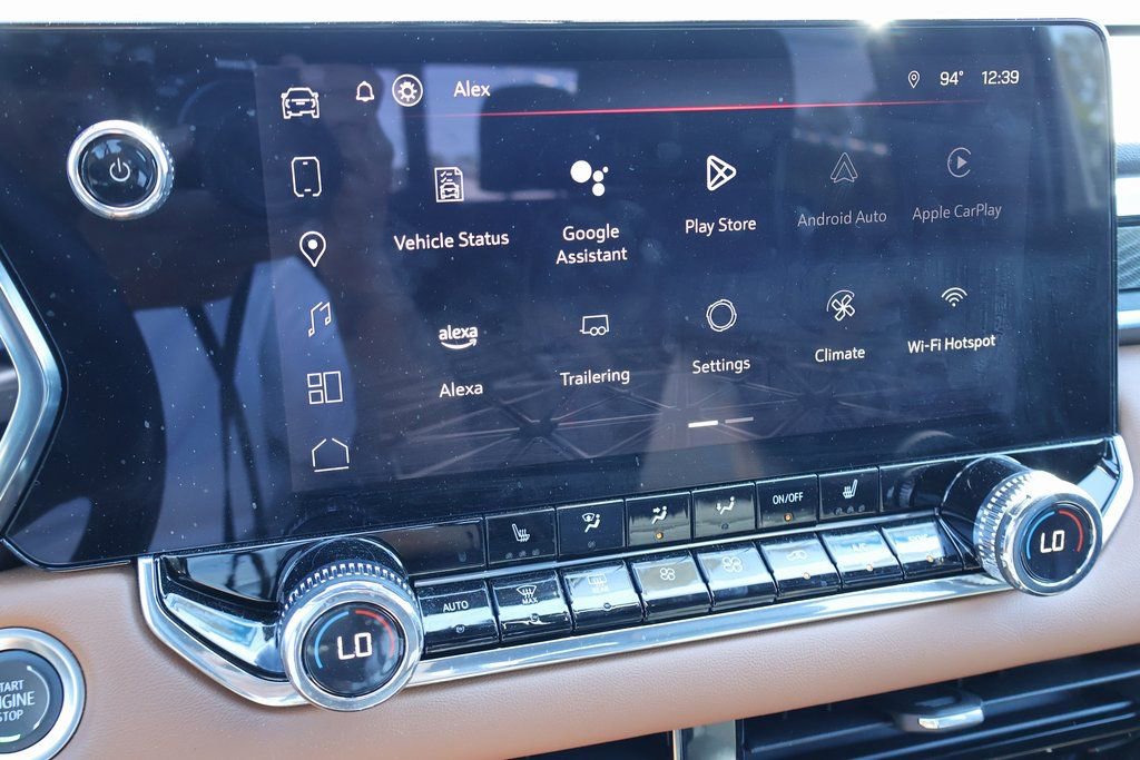 Used 2024 GMC Canyon AT4 image 5