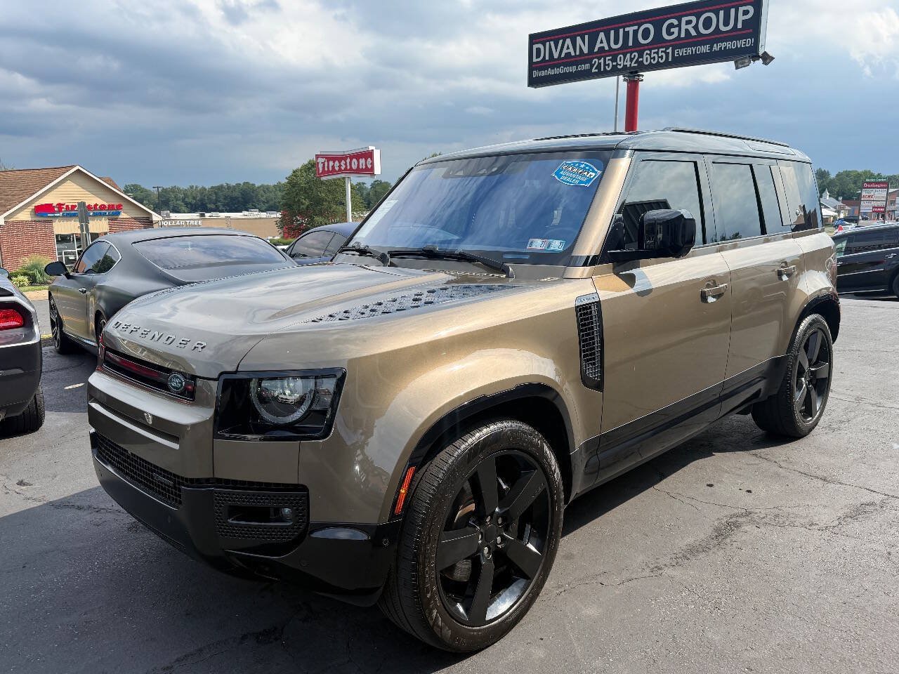 Used 2022 Land Rover Defender 110 X-Dynamic HSE AWD/4WD image 3