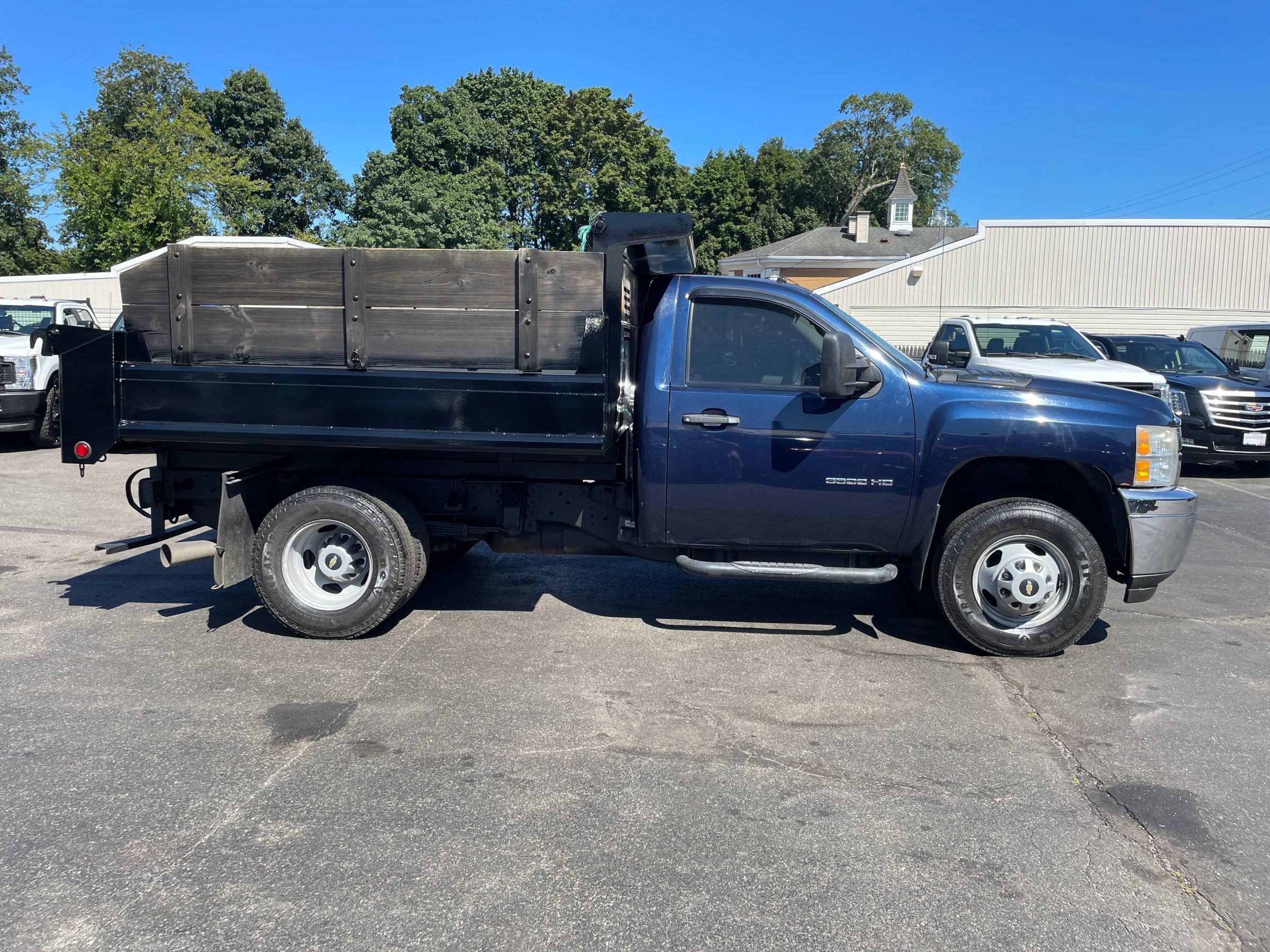 Used 2011 Chevrolet Silverado 3500 W/T w/ Snow Plow Prep Package AWD/4WD image 6