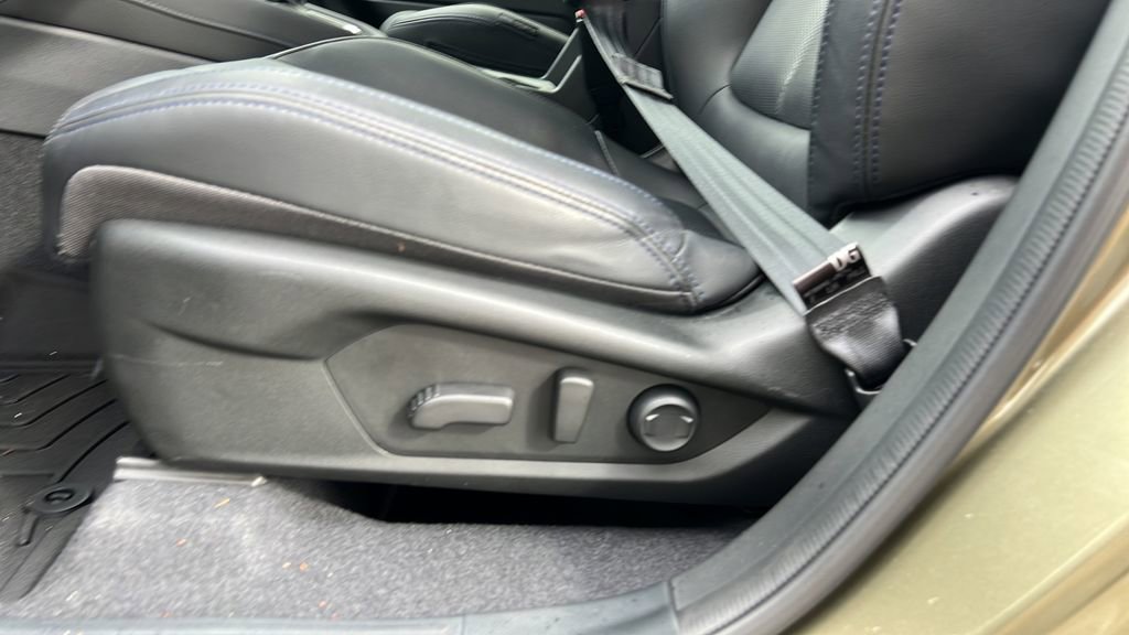 Used 2025 Subaru Forester Limited w/ Popular Package #2 image 28