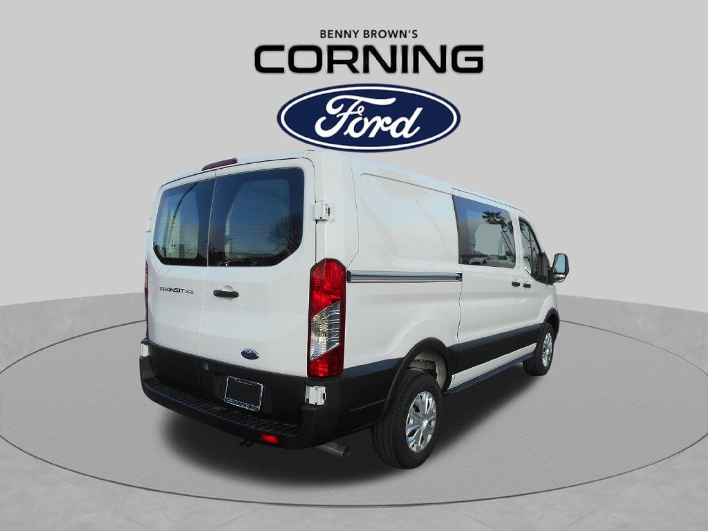 Used 2025 Ford Transit 250 Low Roof RWD image 7