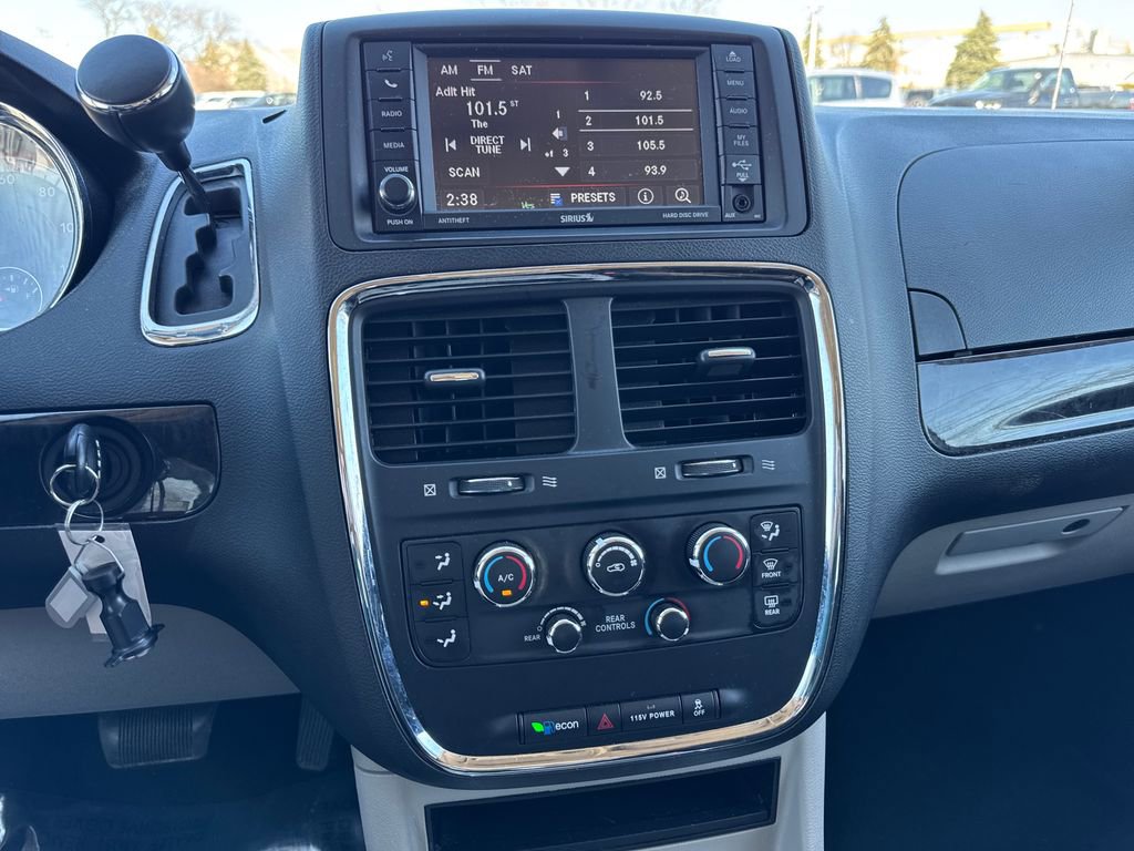 Certified 2016 Dodge Grand Caravan SXT w/ Rear Park Assist Package image 22