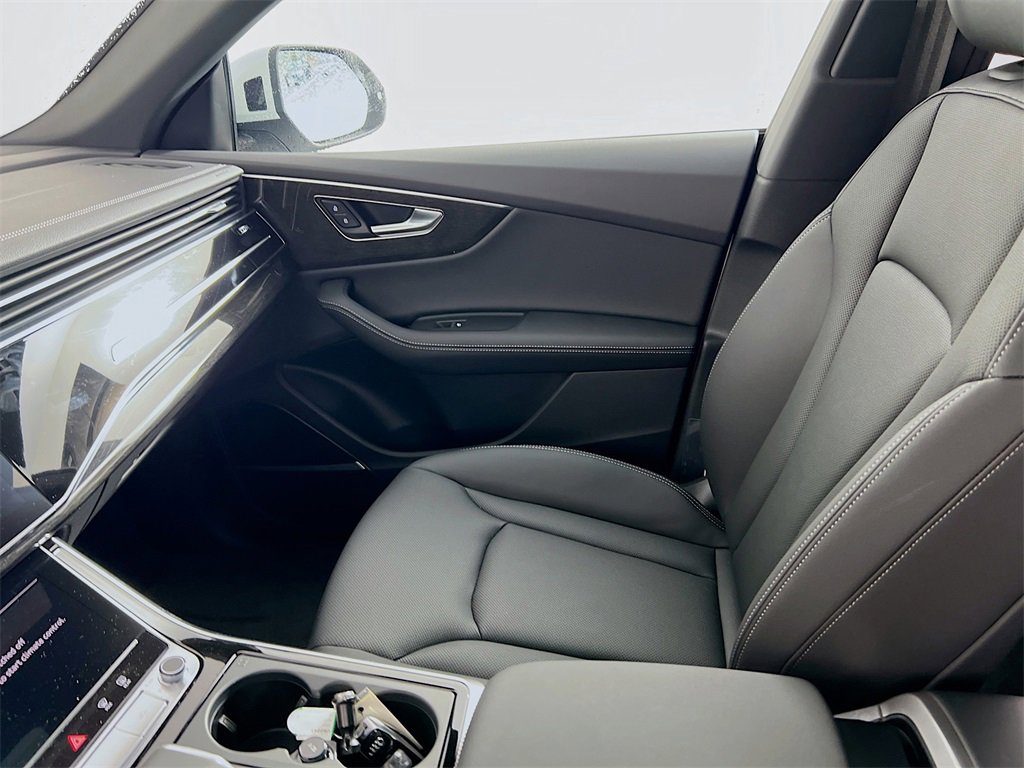 New 2026 Audi Q8 Premium Plus image 24
