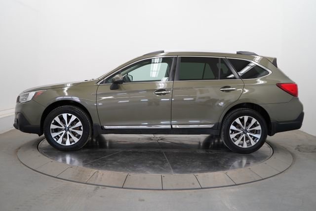Used 2018 Subaru Outback 2.5i Touring image 4