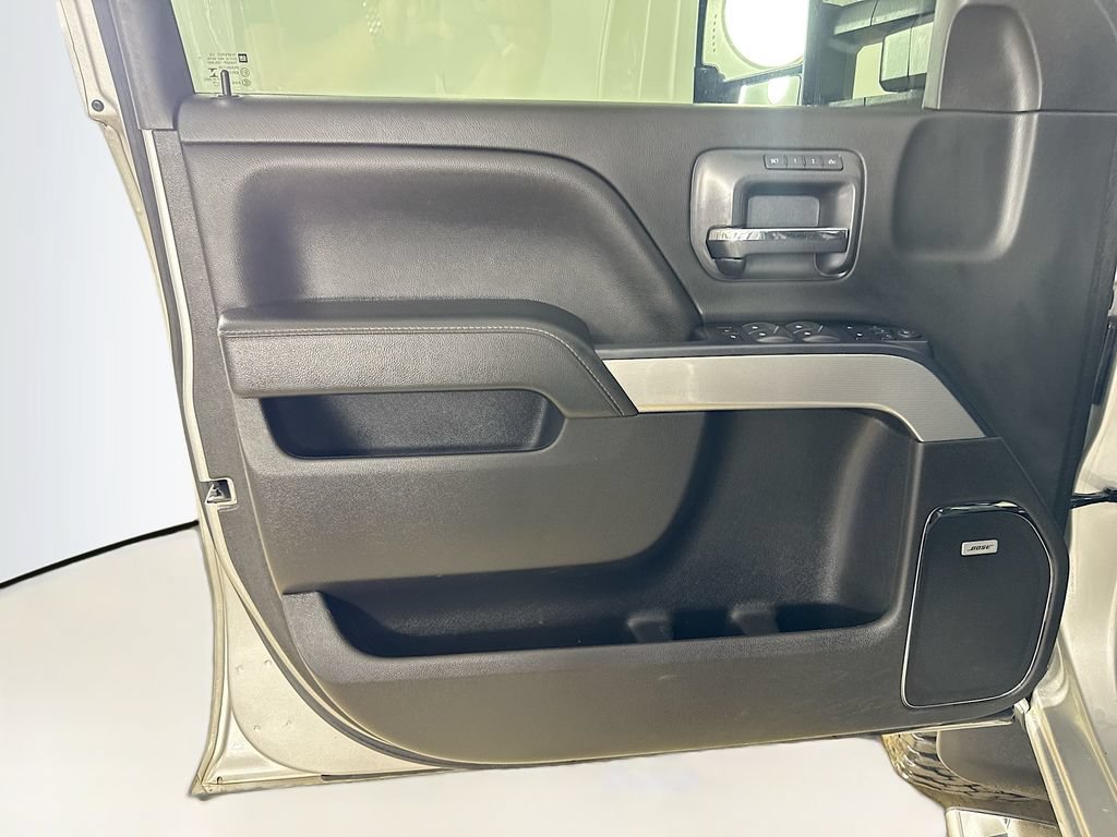 Used 2019 Chevrolet Silverado 2500 LTZ w/ Duramax Plus Package AWD/4WD image 11