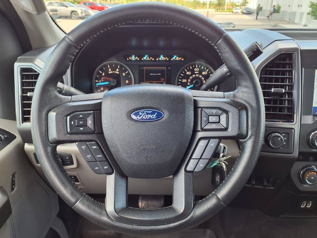 Used 2020 Ford F150 XLT w/ Equipment Group 302A Luxury AWD/4WD image 34