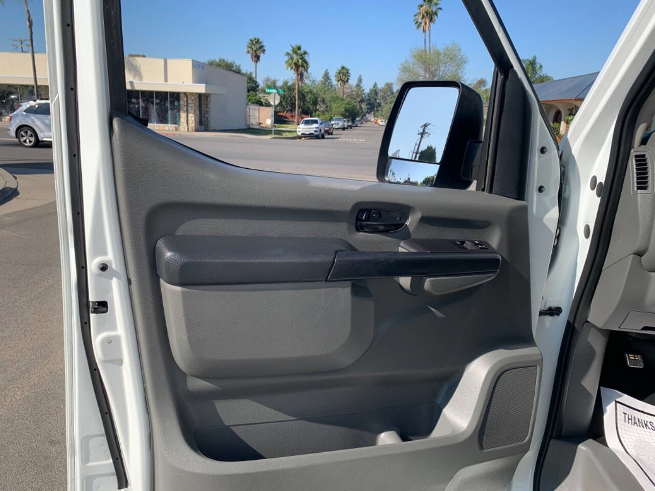 Used 2020 Nissan NV 2500 S image 11