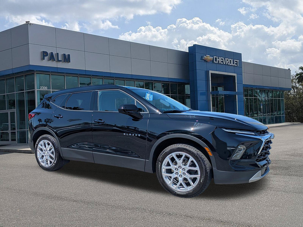 Certified 2024 Chevrolet Blazer LT w/ Convenience Package AWD/4WD image 1