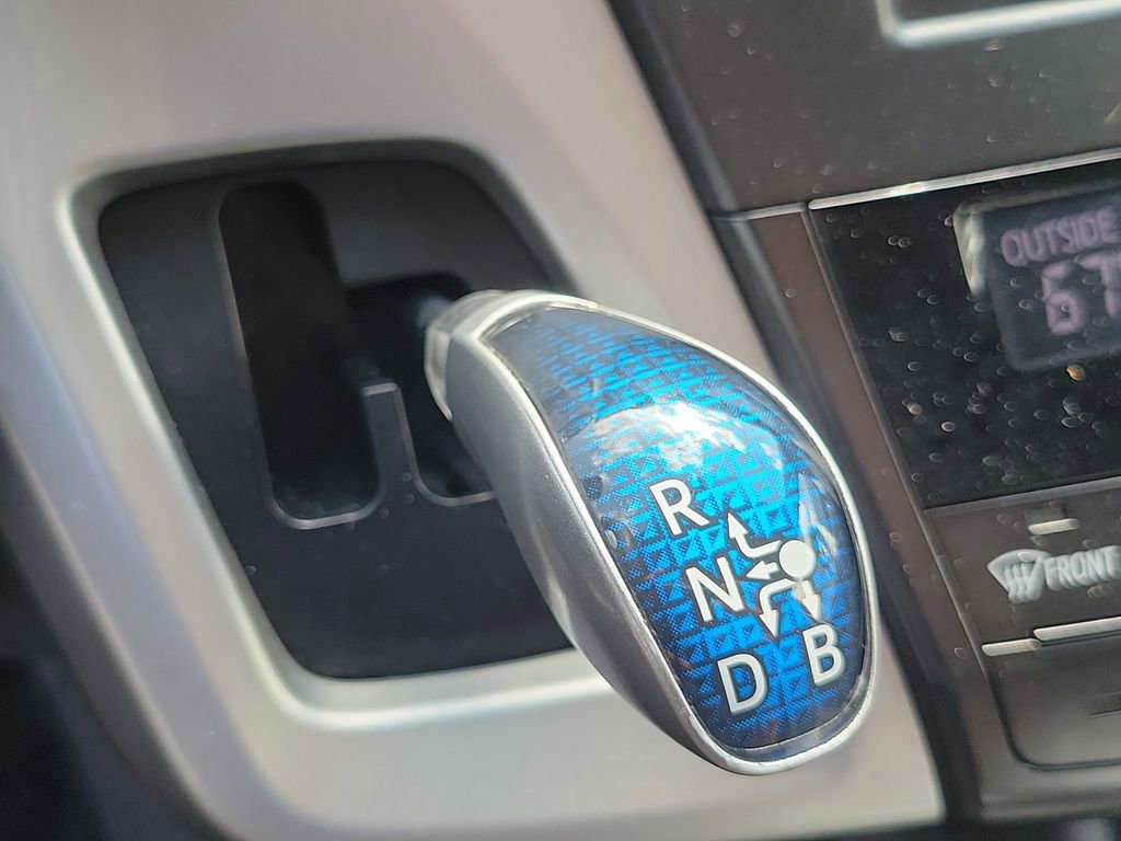 Used 2014 Toyota Prius V Three image 31