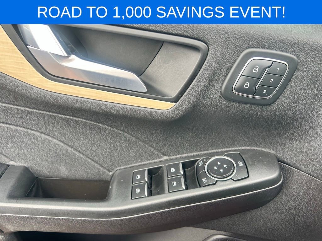 Certified 2022 Ford Escape Titanium w/ Titanium Elite Package image 13