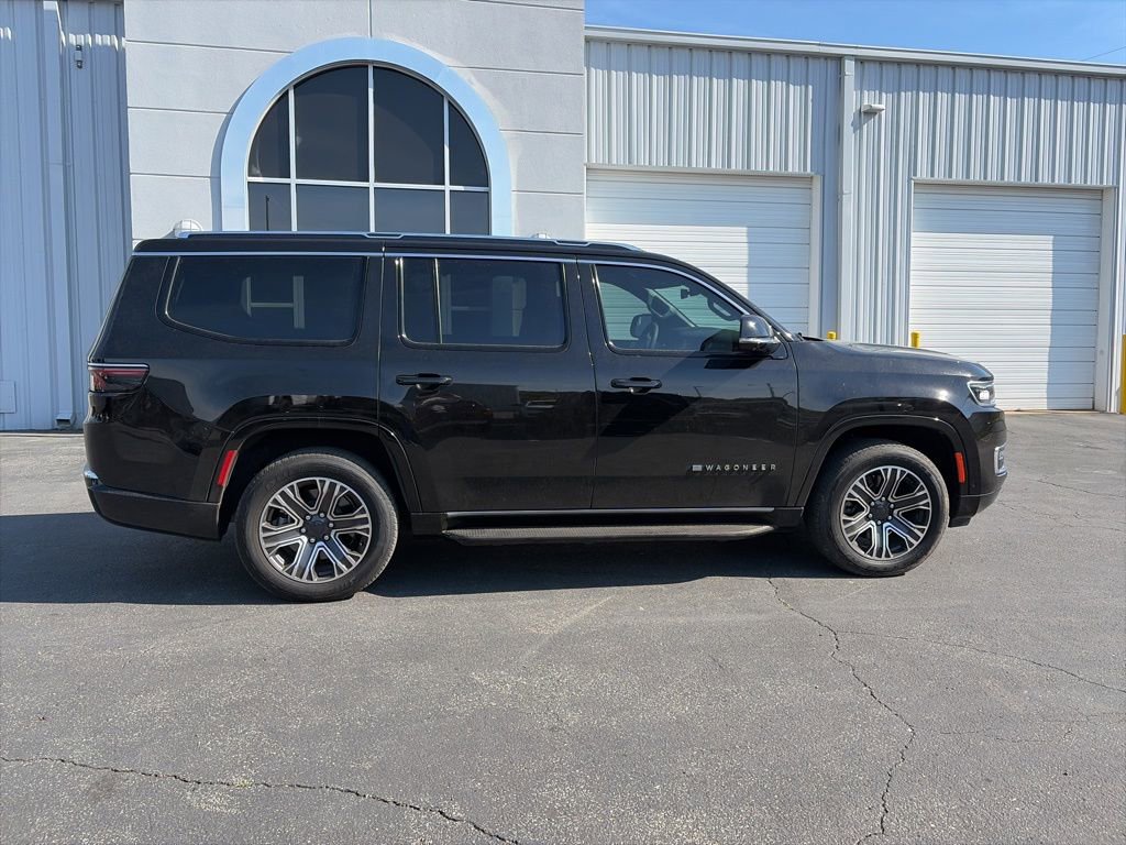 Used 2023 Jeep Wagoneer 4WD w/ Premium Group I image 8