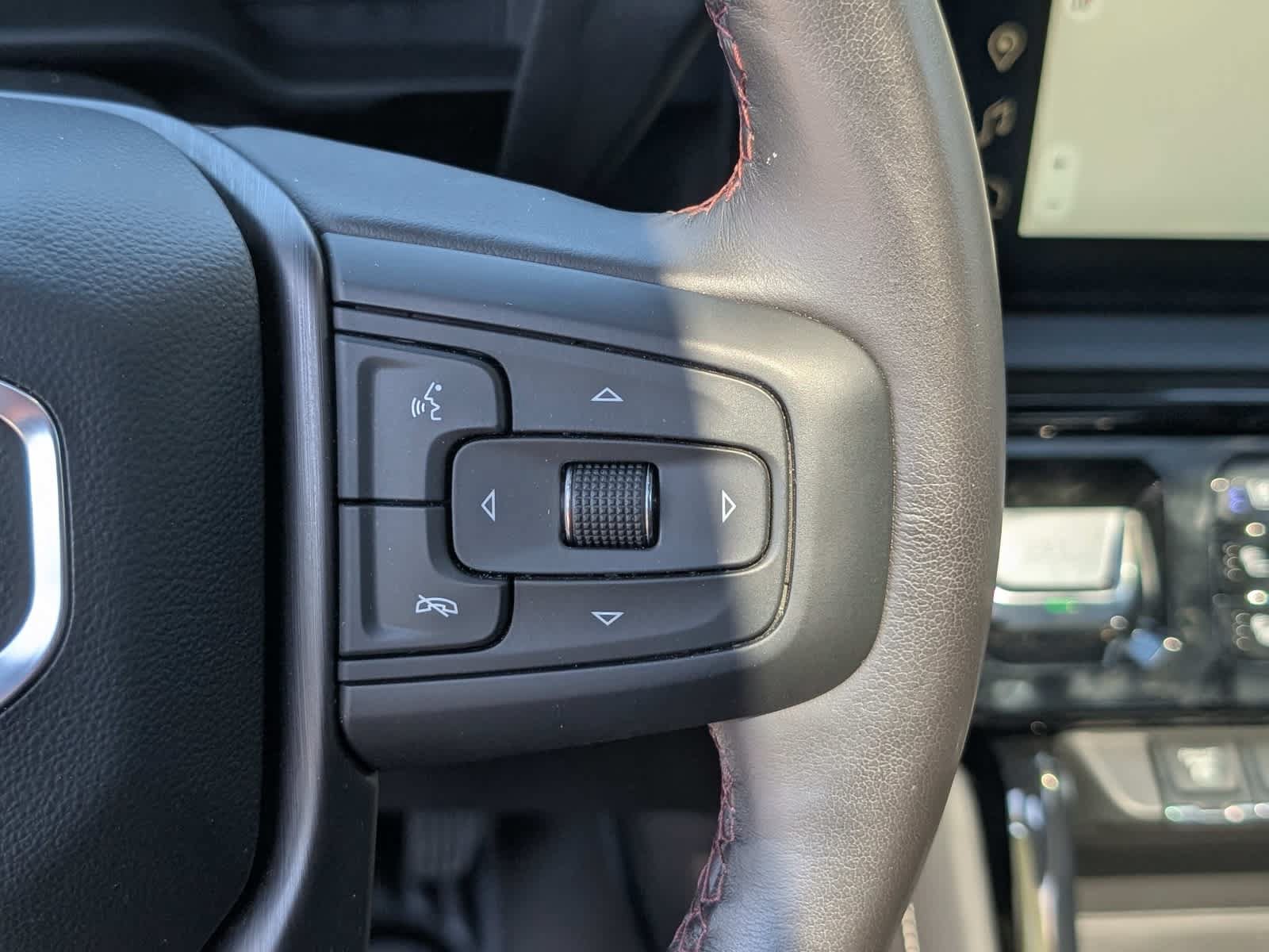 Used 2025 GMC Sierra 2500 AT4X AWD/4WD image 27