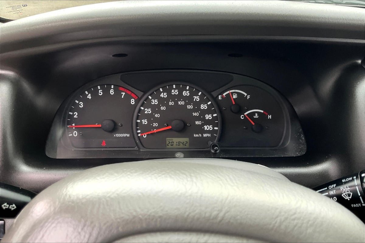 Used 2000 Suzuki Grand Vitara JLX AWD/4WD image 13
