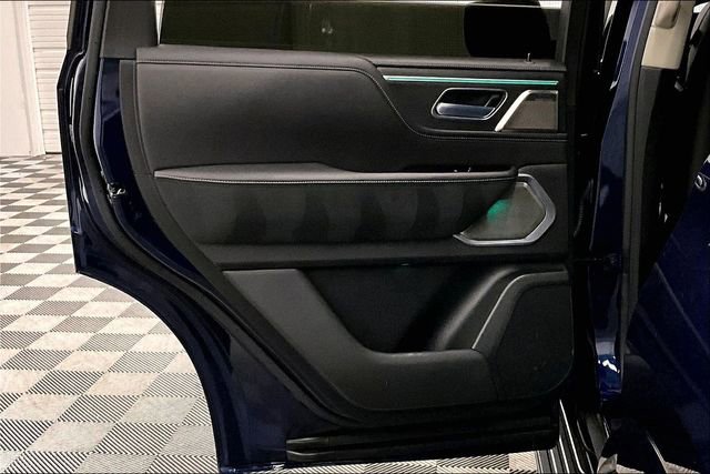 Used 2025 INFINITI QX80 Sensory image 23