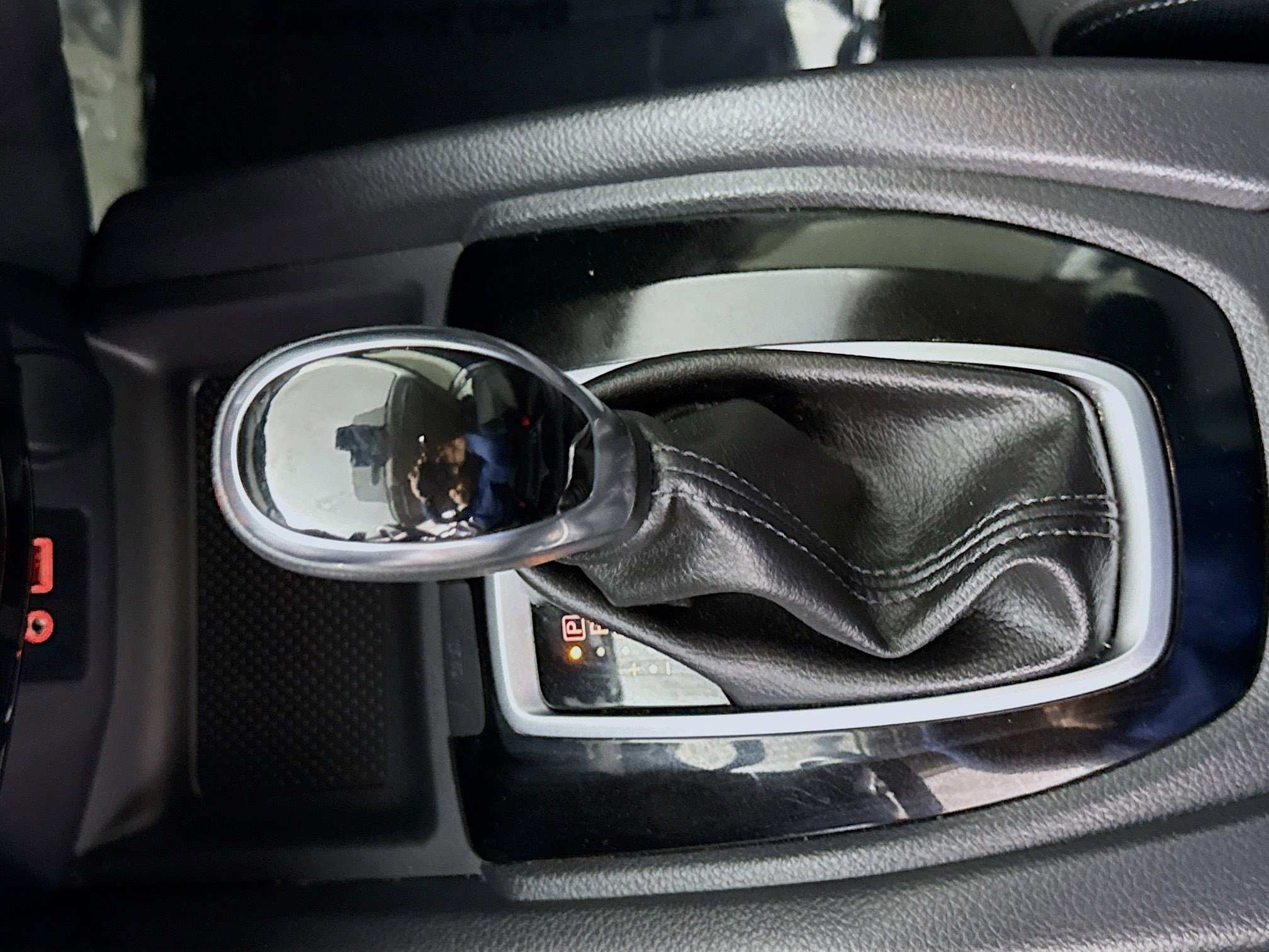 Used 2019 Nissan Rogue SV image 20