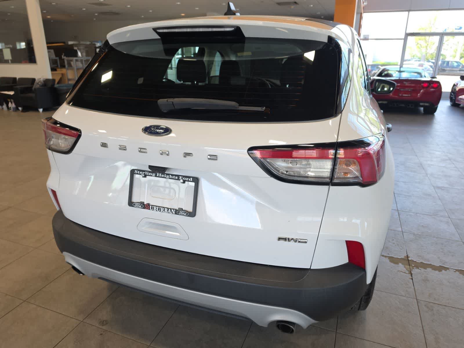 Certified 2022 Ford Escape S AWD/4WD image 9