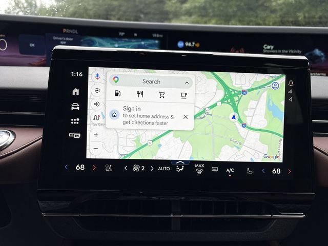 New 2026 Lincoln Nautilus Reserve AWD/4WD image 18