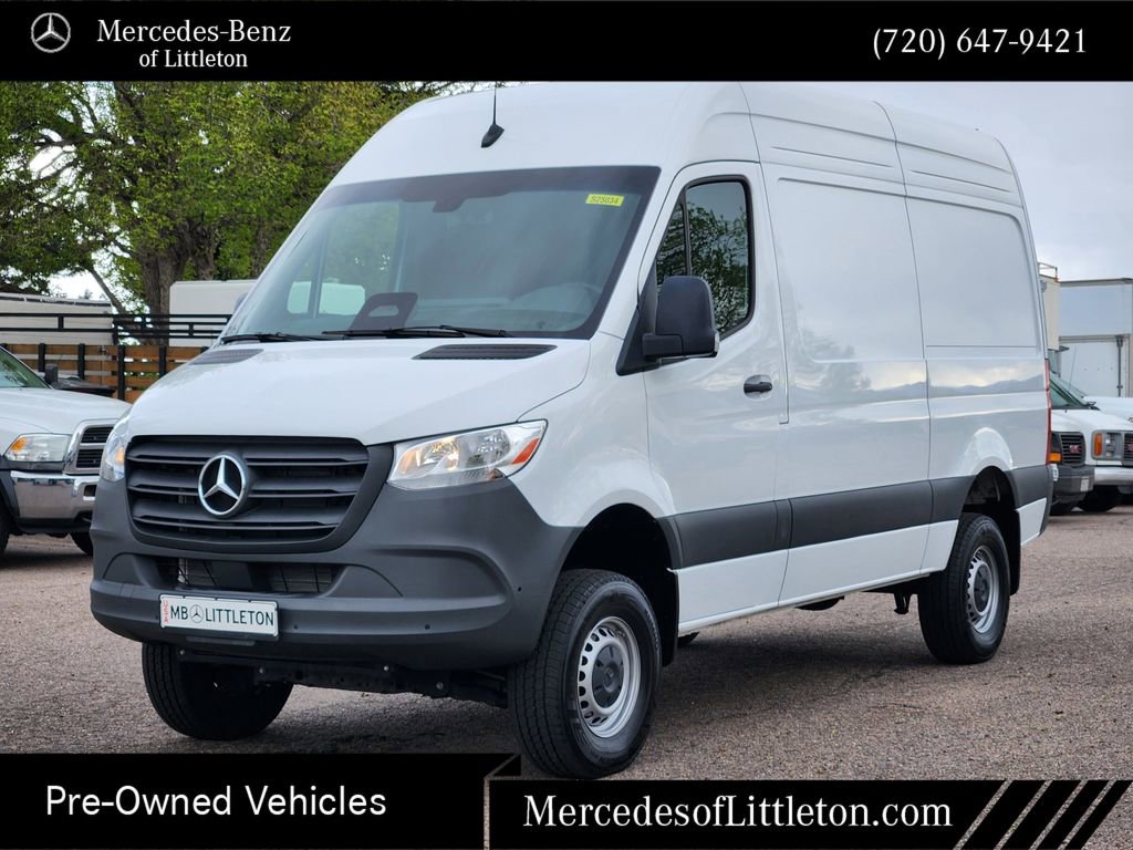 Used 2025 Mercedes-Benz Sprinter 2500 image 1