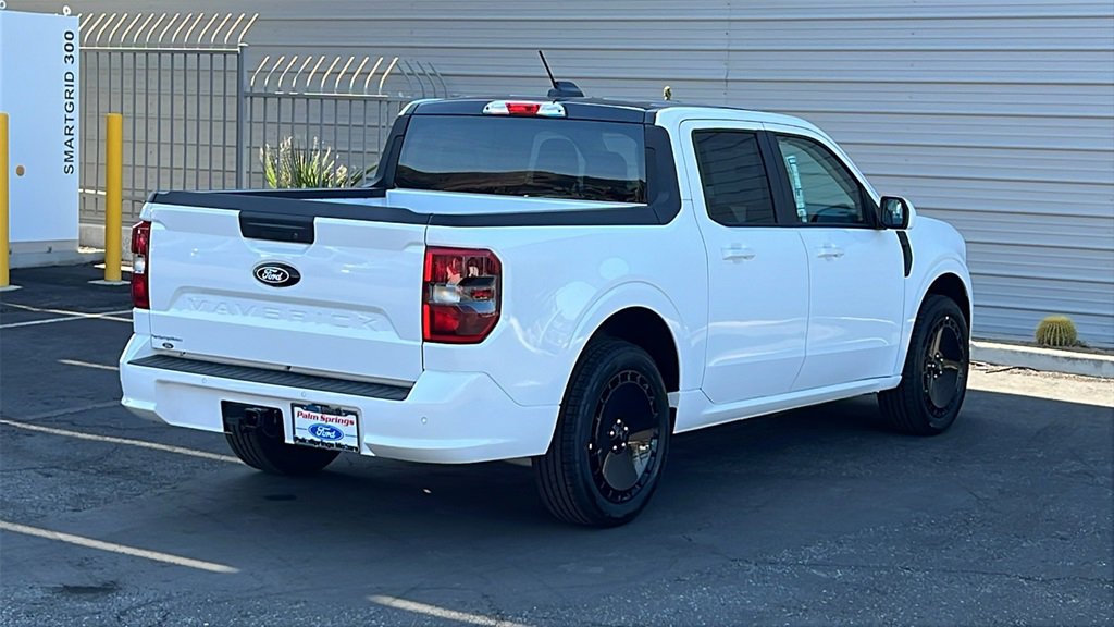 New 2025 Ford Maverick Lobo image 8