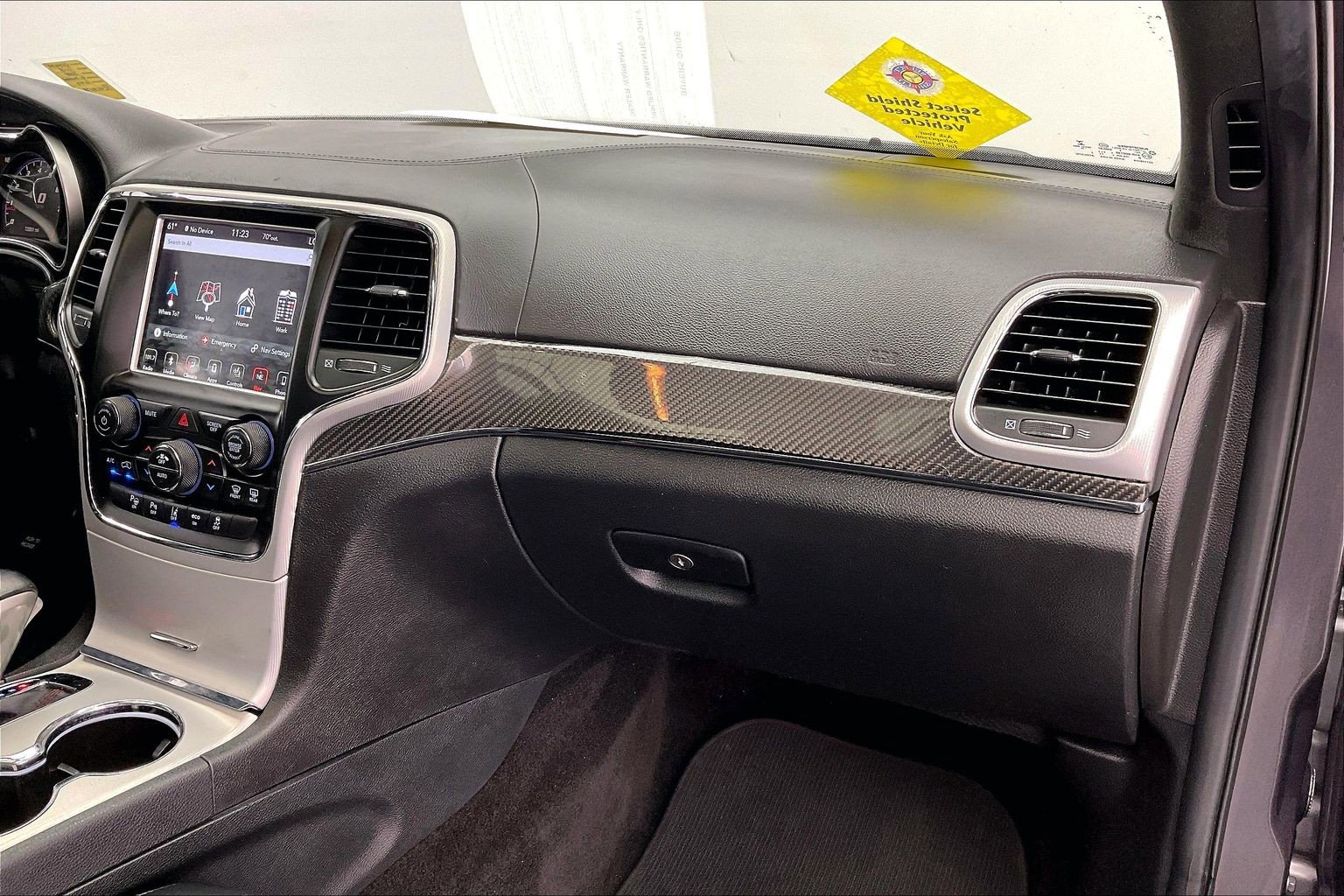 Used 2018 Jeep Grand Cherokee SRT w/ Trailer Tow Group IV AWD/4WD image 15