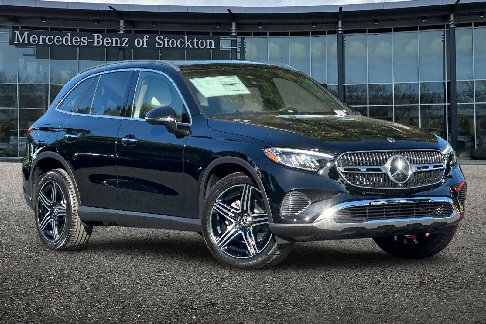 New 2026 Mercedes-Benz GLC 300 4MATIC