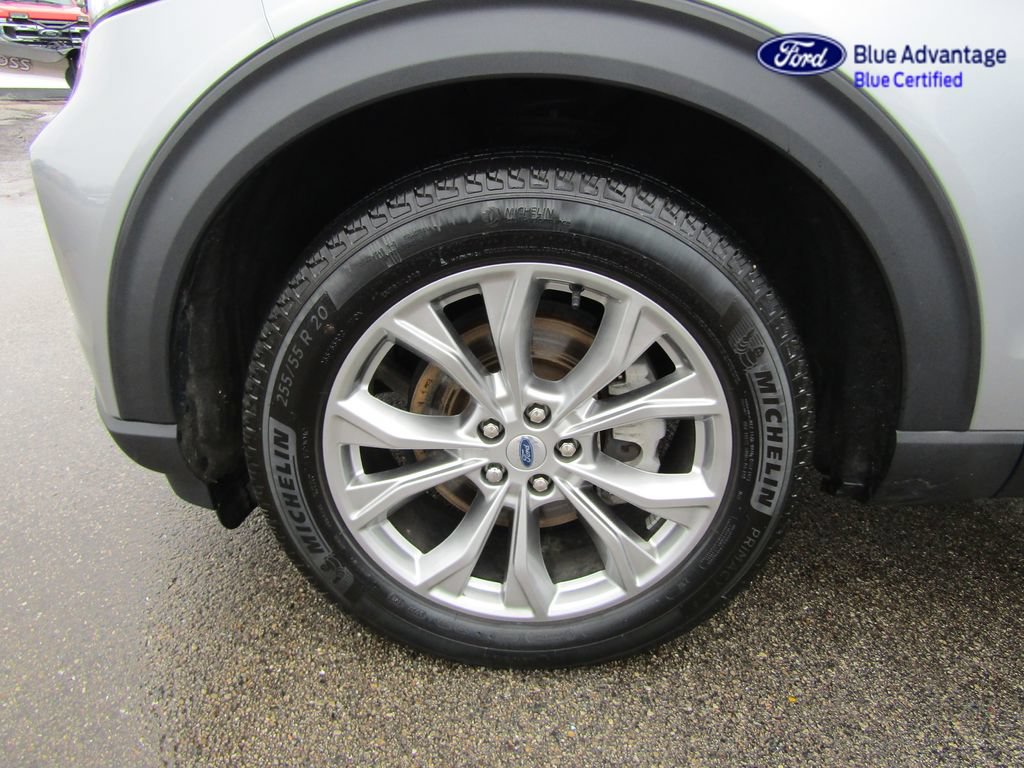 Certified 2024 Ford Explorer XLT w/ Equipment Group 202A AWD/4WD image 10