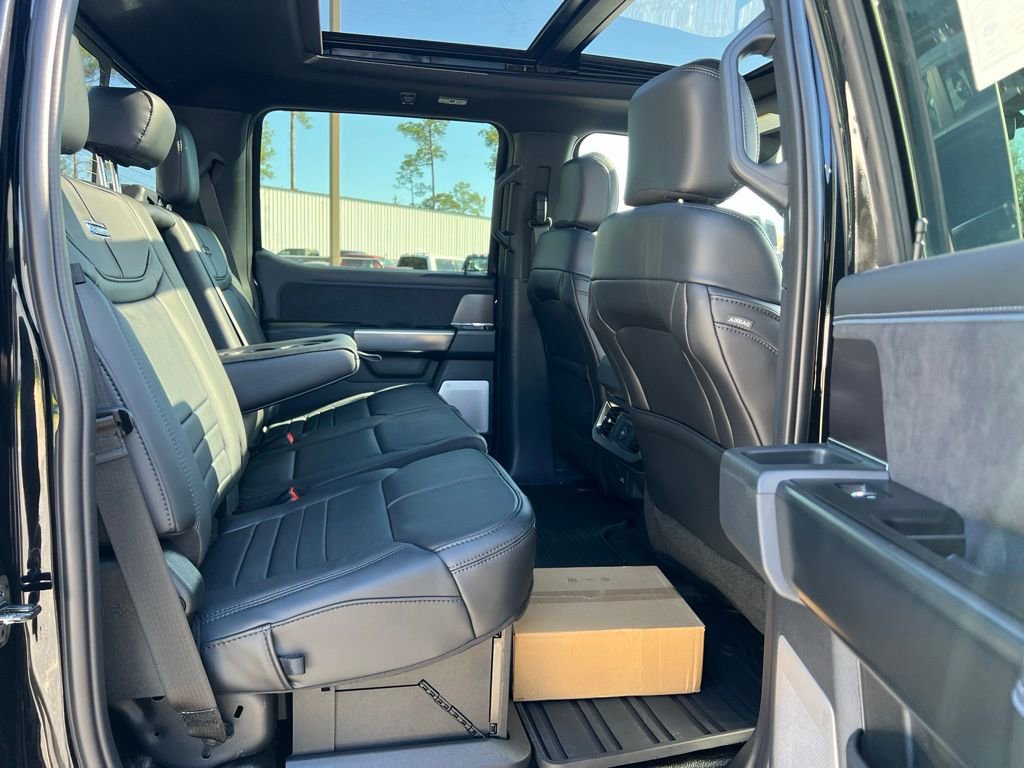 New 2026 Ford F250 Platinum image 17