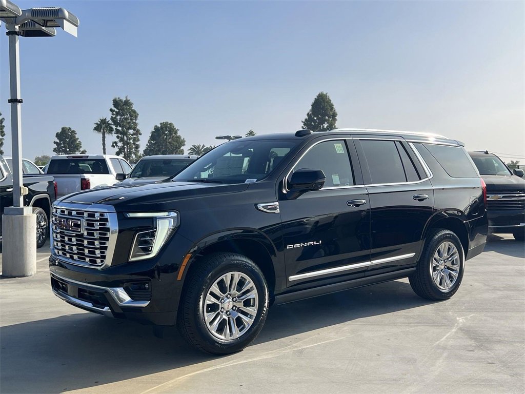 New 2026 GMC Yukon Denali w/ Sun & Power Step Package image 8
