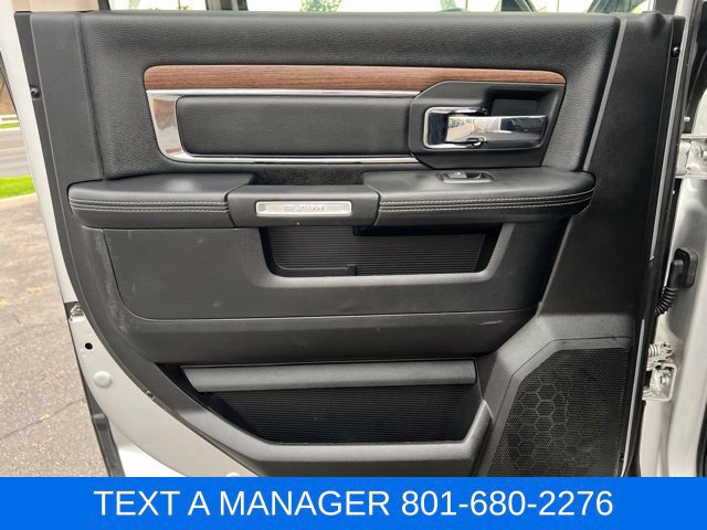Used 2017 RAM 3500 Laramie w/ Convenience Group AWD/4WD image 31