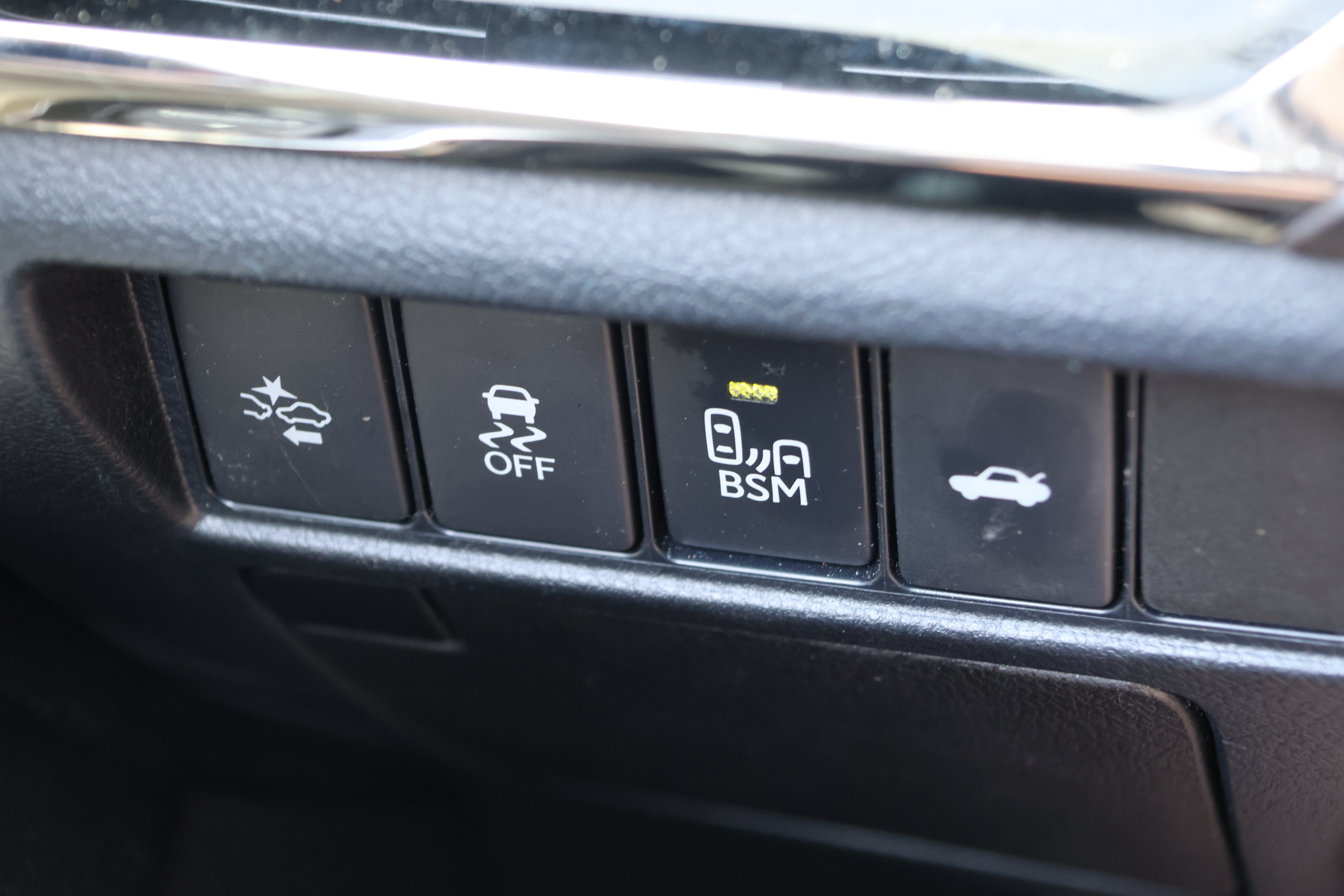 Used 2018 Toyota Avalon XLE Premium w/ All Weather Liner Package FWD image 15