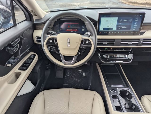 New 2026 Lincoln Corsair Reserve w/ Jet Appearance Package image 13