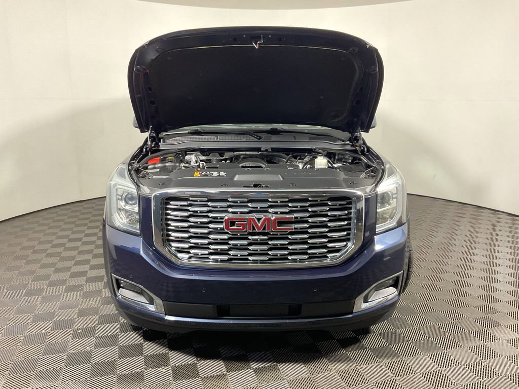 Used 2018 GMC Yukon Denali w/ Open Road Package AWD/4WD image 11