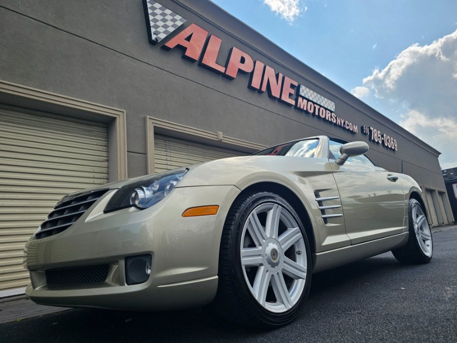 Used 2008 Chrysler Crossfire Limited RWD image 38