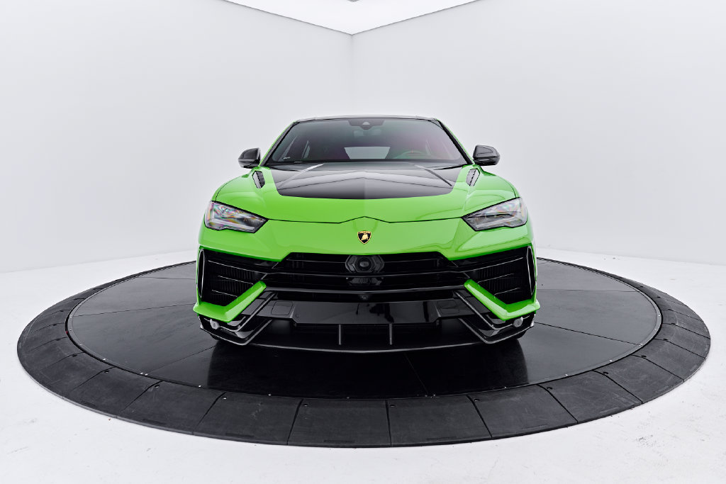 Used 2023 Lamborghini Urus Performante AWD/4WD image 18