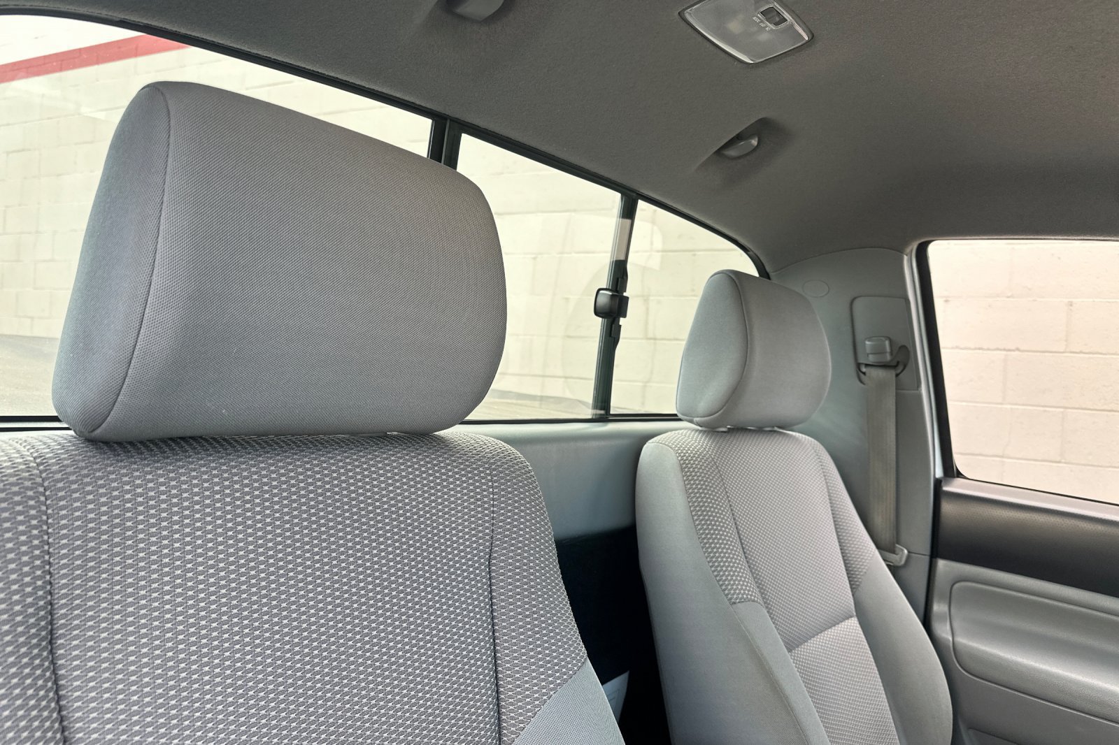 Used 2014 Toyota Tacoma 4x4 Regular Cab image 16