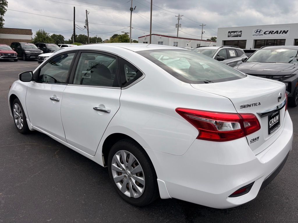 Used 2019 Nissan Sentra S FWD image 5