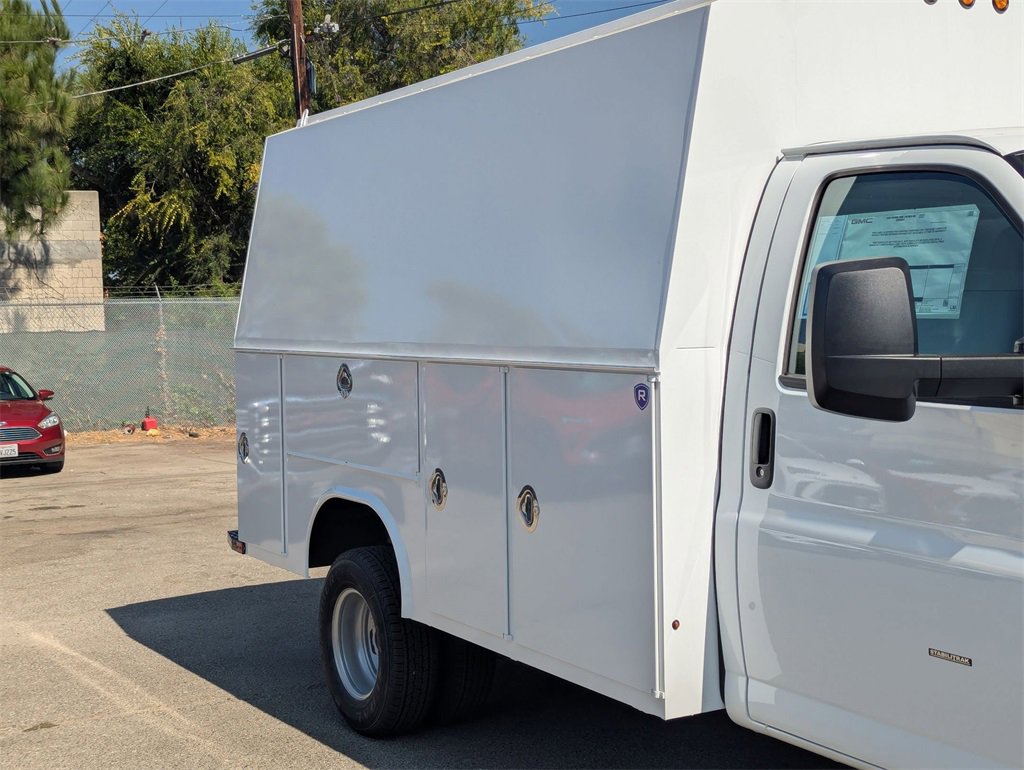 New 2025 GMC Savana 3500 Work Van w/ Power Convenience Package image 23