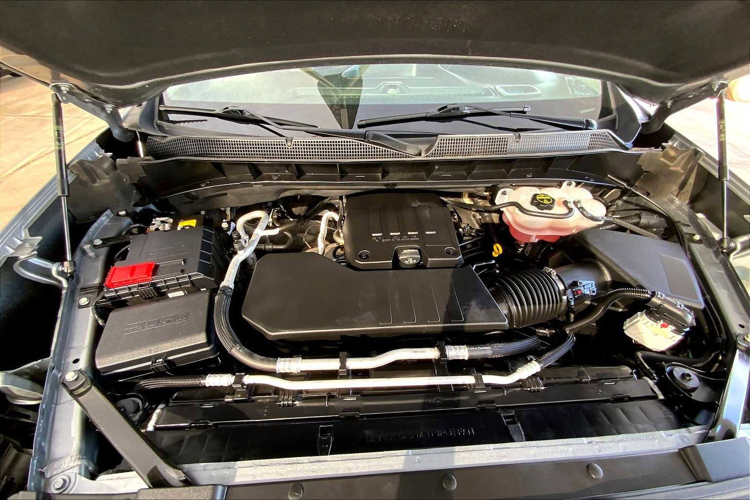 Certified 2025 Chevrolet Silverado 1500 Custom image 59