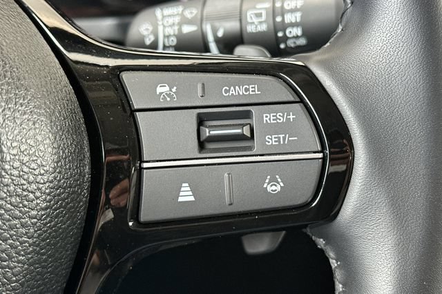 Used 2025 Honda Pilot Touring image 28