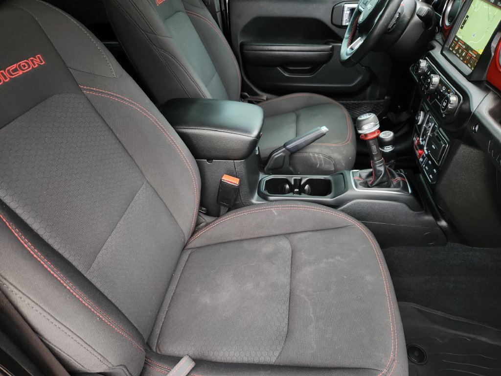 Used 2023 Jeep Wrangler Unlimited Rubicon AWD/4WD image 13