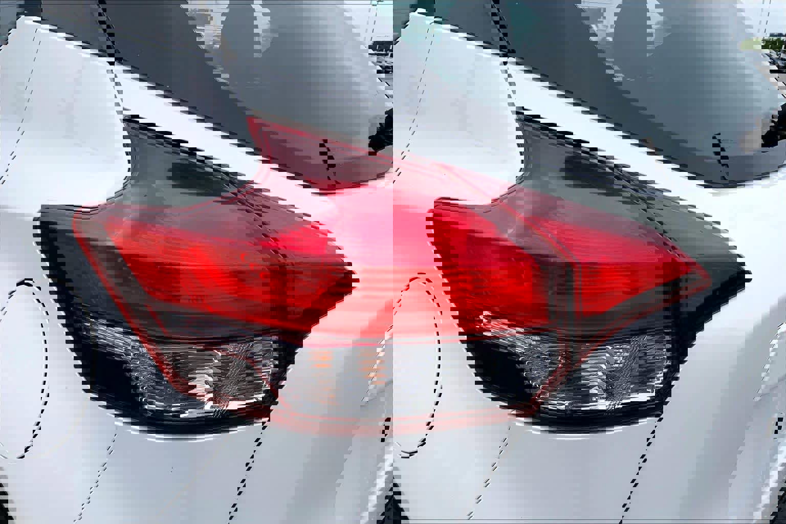 Used 2019 Nissan Kicks SV w/ Exterior Package image 25